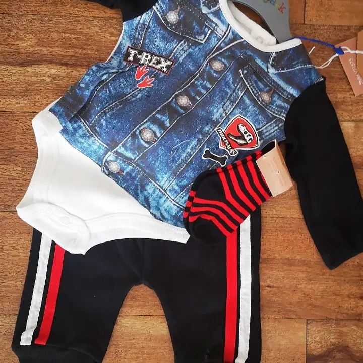 Denim Look Gift Set with Socks 21573