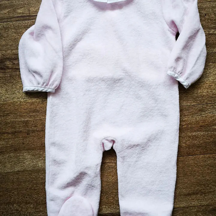 Pink Velour with Frilly Collar 5186